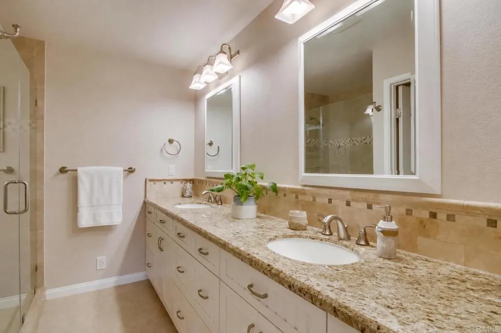 48 Antigua Court Coronado, CA 92118