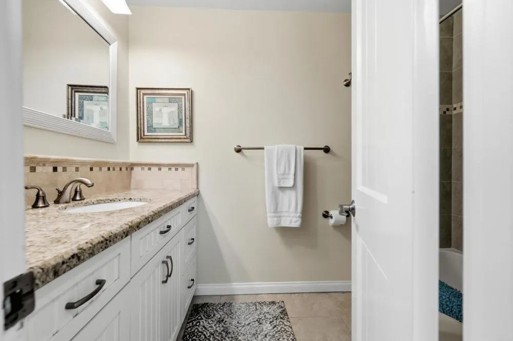 48 Antigua Court Coronado, CA 92118
