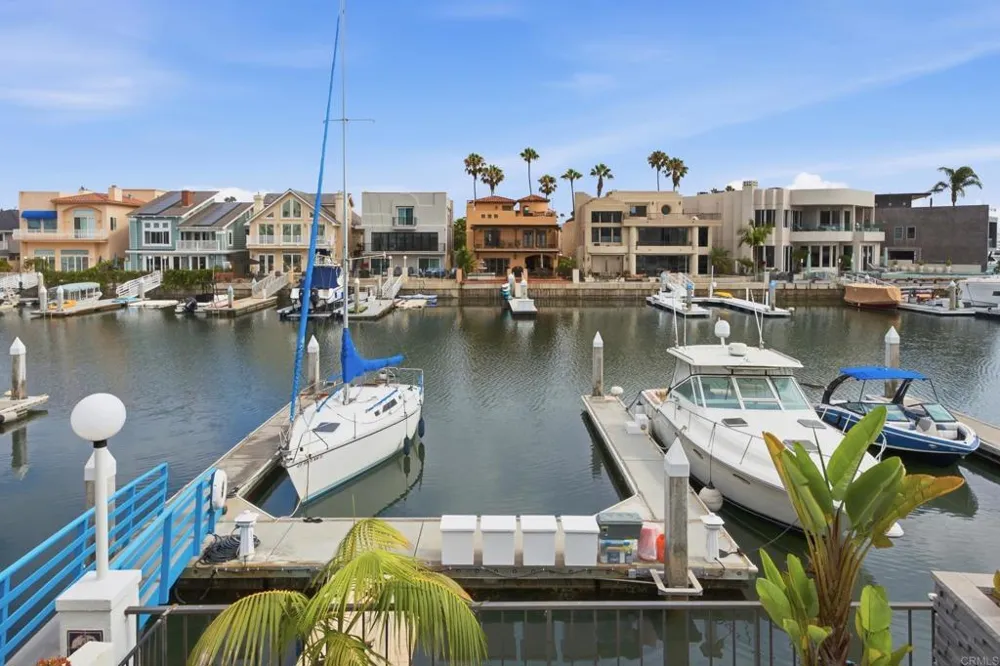48 Antigua Court Coronado, CA 92118
