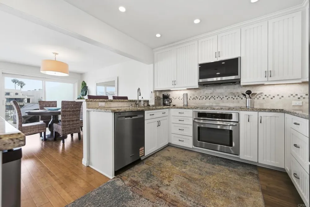 48 Antigua Court Coronado, CA 92118