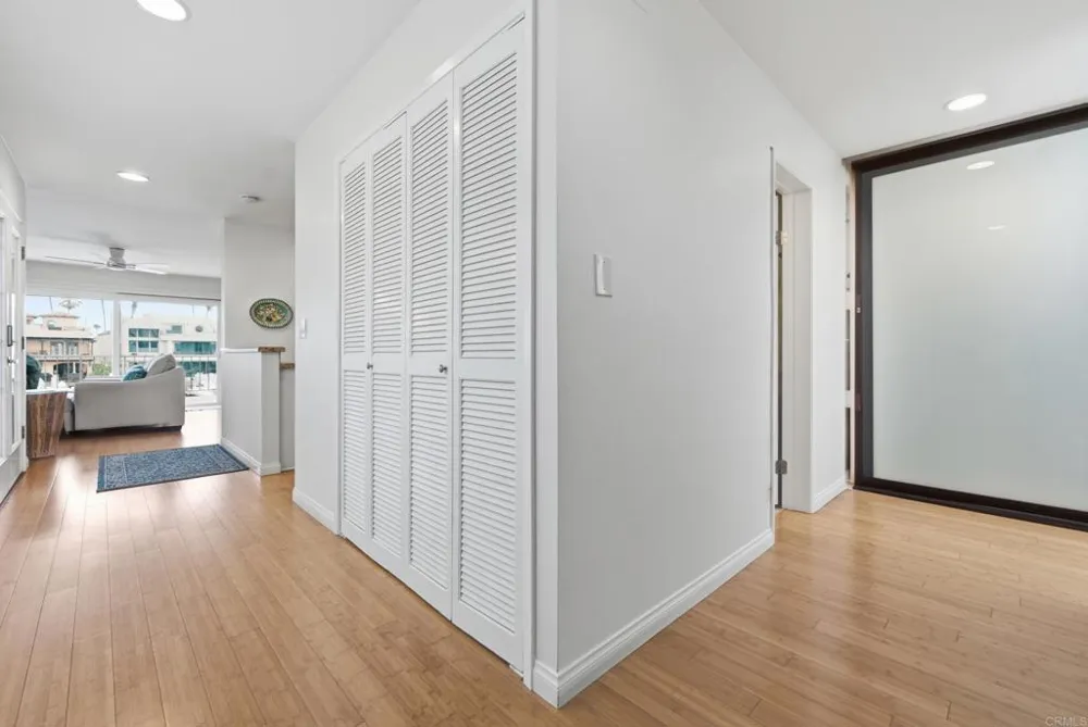 48 Antigua Court Coronado, CA 92118