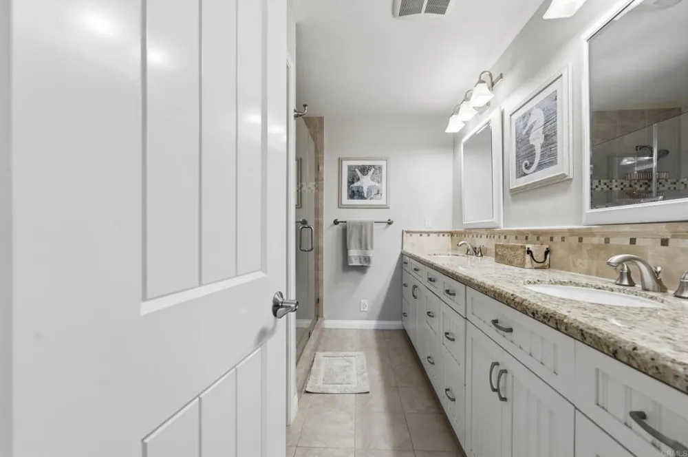 48 Antigua Court Coronado, CA 92118