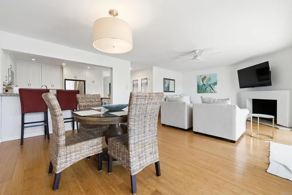 48 Antigua Court Coronado, CA 92118