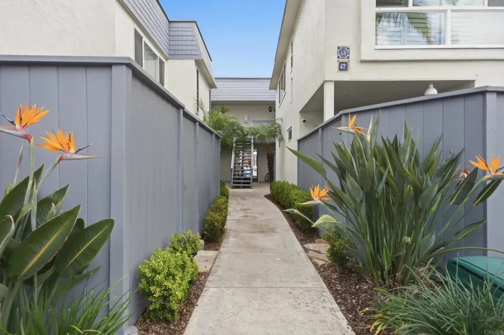 48 Antigua Court Coronado, CA 92118