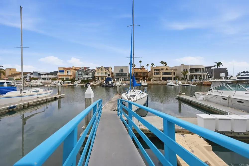 48 Antigua Court Coronado, CA 92118