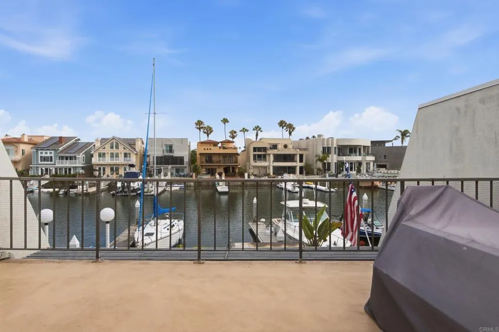48 Antigua Court Coronado, CA 92118