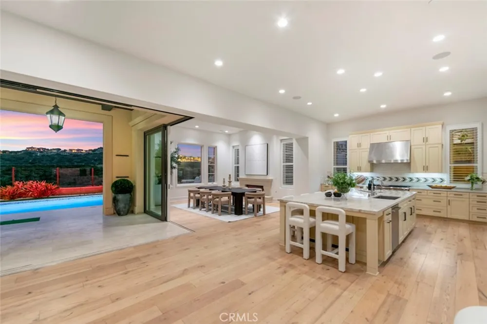 31 Seawatch Newport Coast, CA 92657