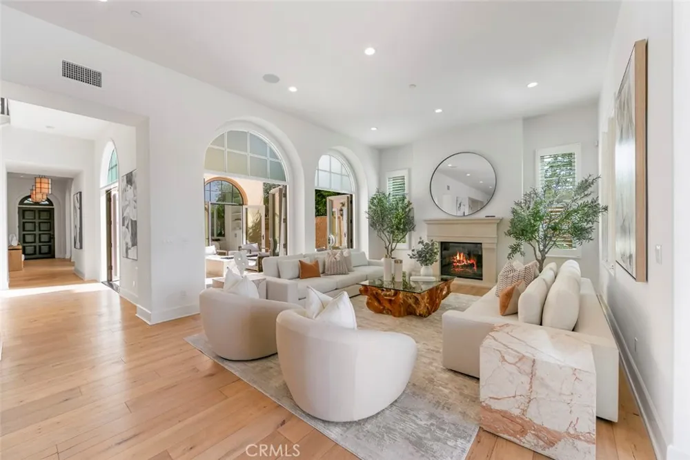 31 Seawatch Newport Coast, CA 92657