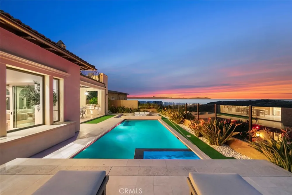 31 Seawatch Newport Coast, CA 92657