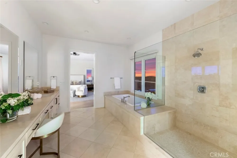 31 Seawatch Newport Coast, CA 92657