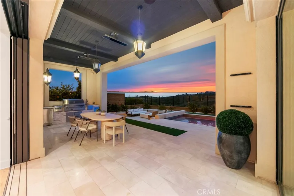 31 Seawatch Newport Coast, CA 92657