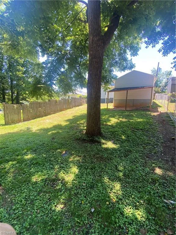 604 Peden Street North Wilkesboro, NC 28659