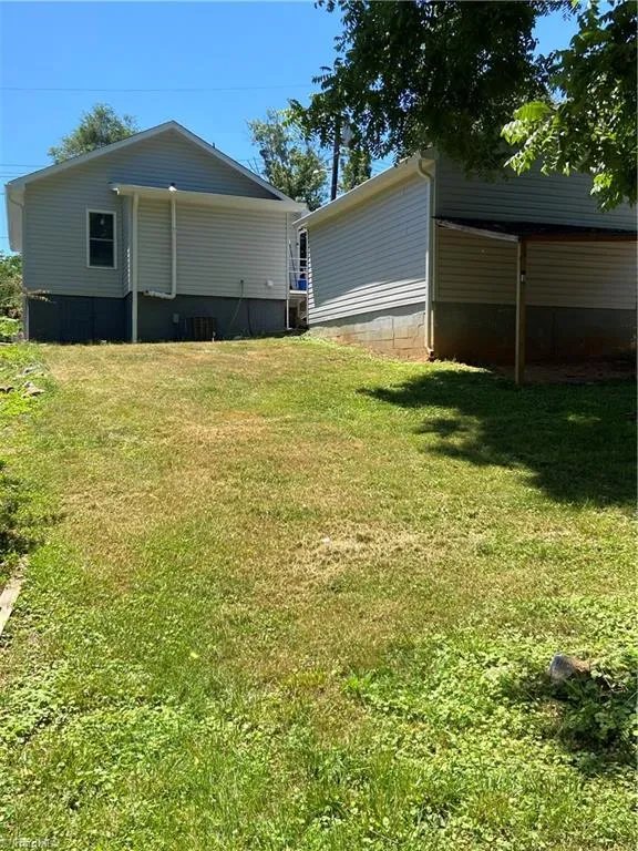 604 Peden Street North Wilkesboro, NC 28659
