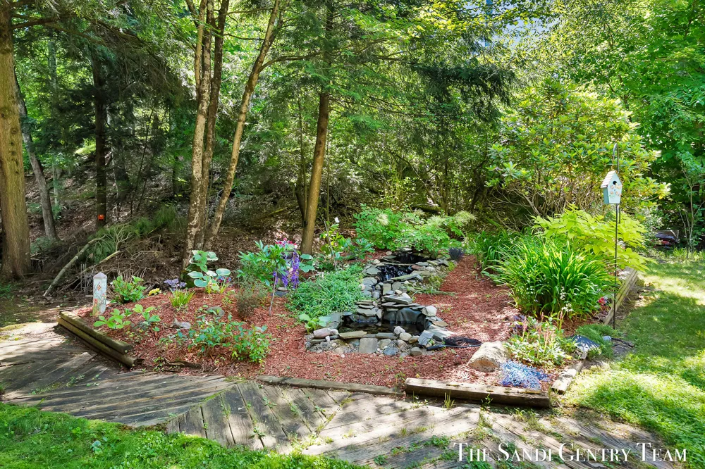 1360 E Bigelow Creek Trail Brooks Township, MI 49337