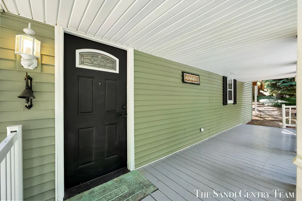 1360 E Bigelow Creek Trail Brooks Township, MI 49337