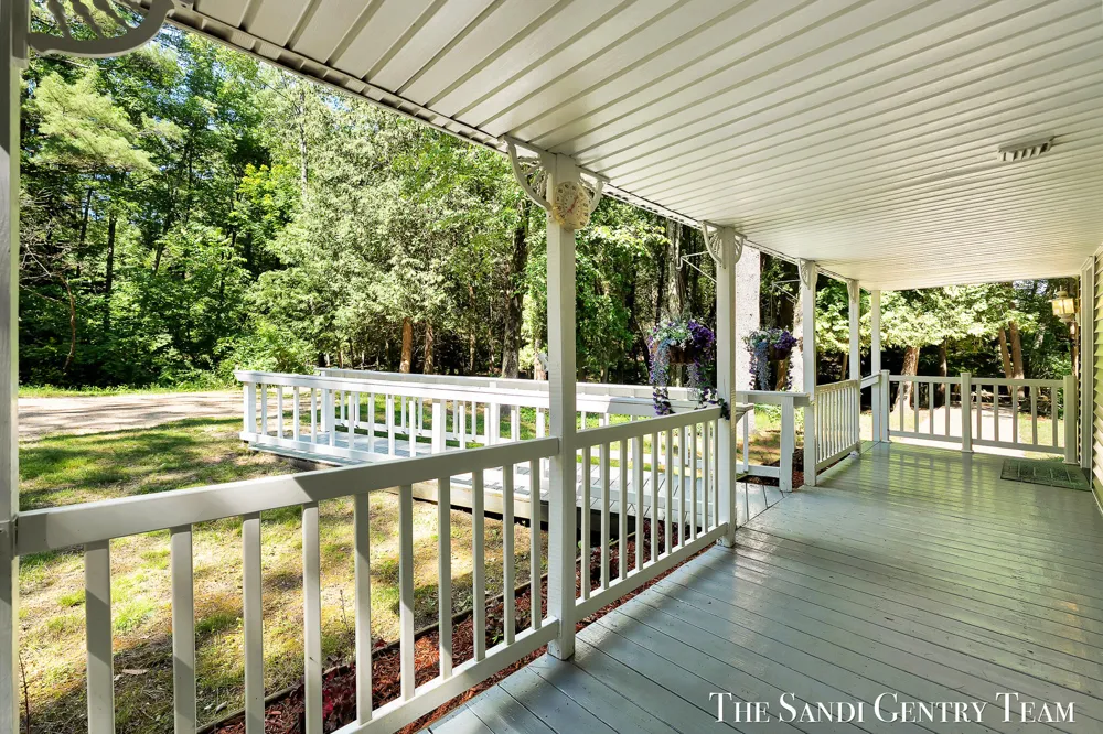 1360 E Bigelow Creek Trail Brooks Township, MI 49337