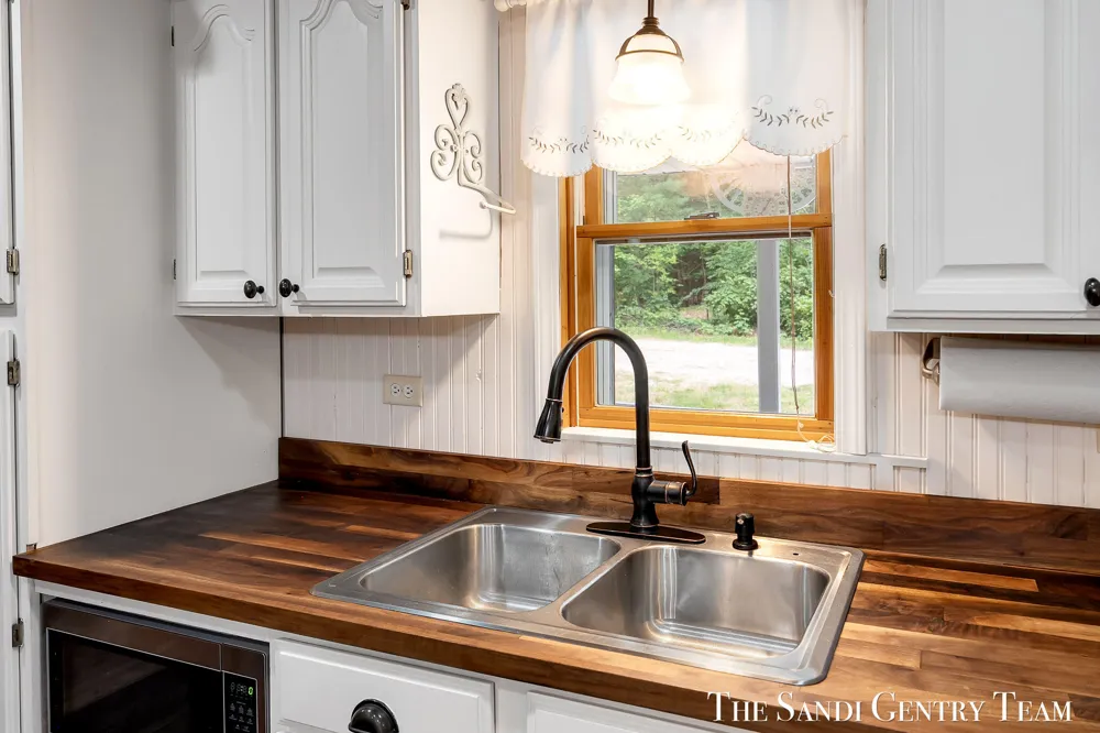 1360 E Bigelow Creek Trail Brooks Township, MI 49337