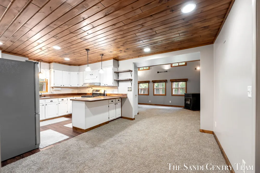 1360 E Bigelow Creek Trail Brooks Township, MI 49337
