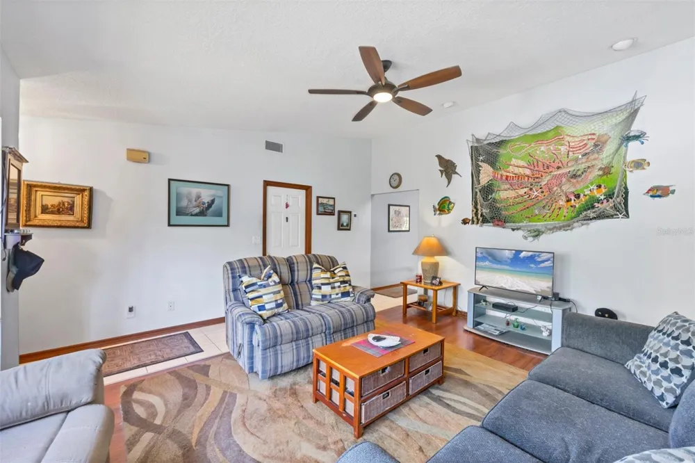521 ARTISTS AVENUE Englewood, FL 34223