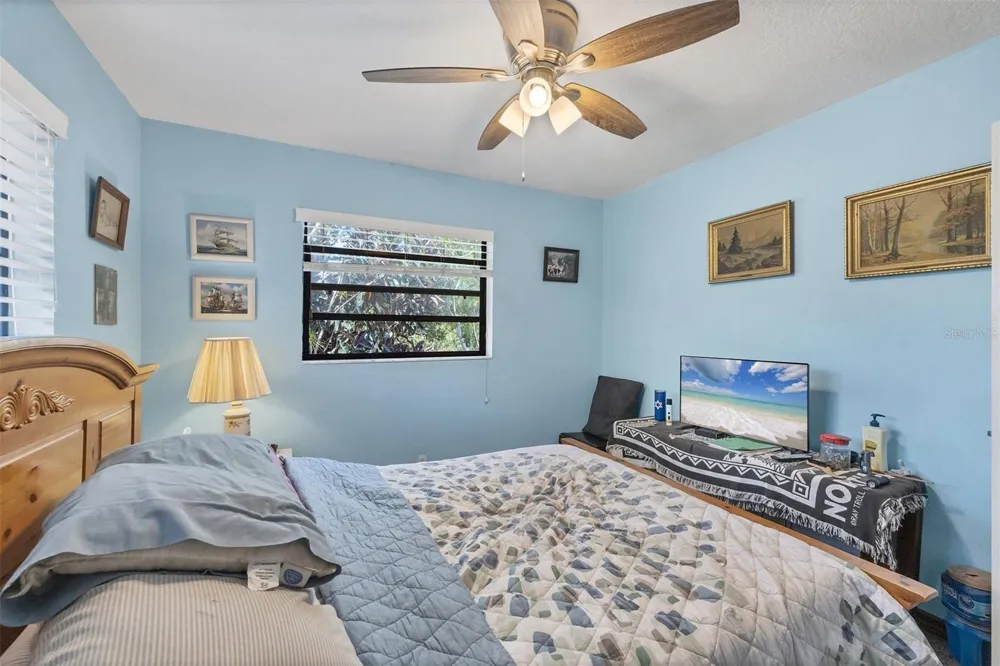 521 ARTISTS AVENUE Englewood, FL 34223