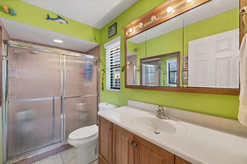 521 ARTISTS AVENUE Englewood, FL 34223