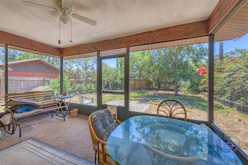 521 ARTISTS AVENUE Englewood, FL 34223
