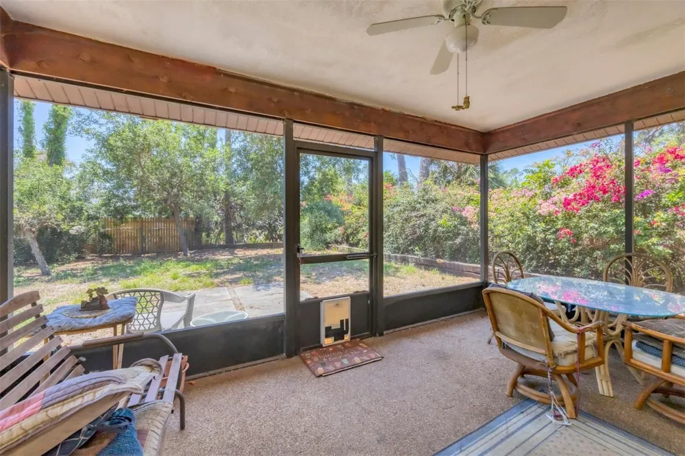521 ARTISTS AVENUE Englewood, FL 34223