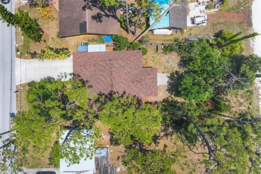 521 ARTISTS AVENUE Englewood, FL 34223