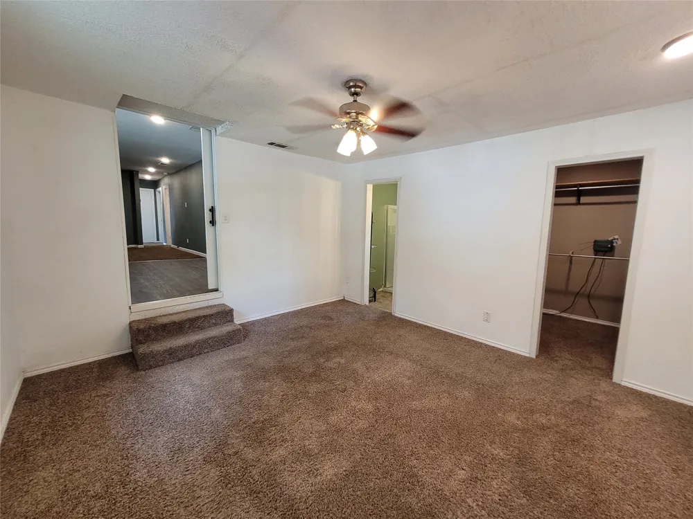6017 Yeary Street Lake Worth, TX 76135