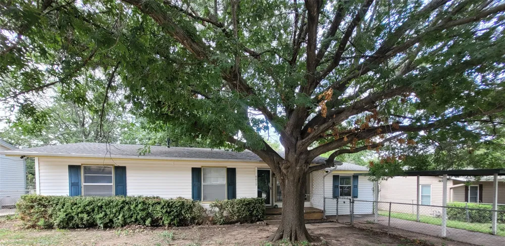 6017 Yeary Street Lake Worth, TX 76135