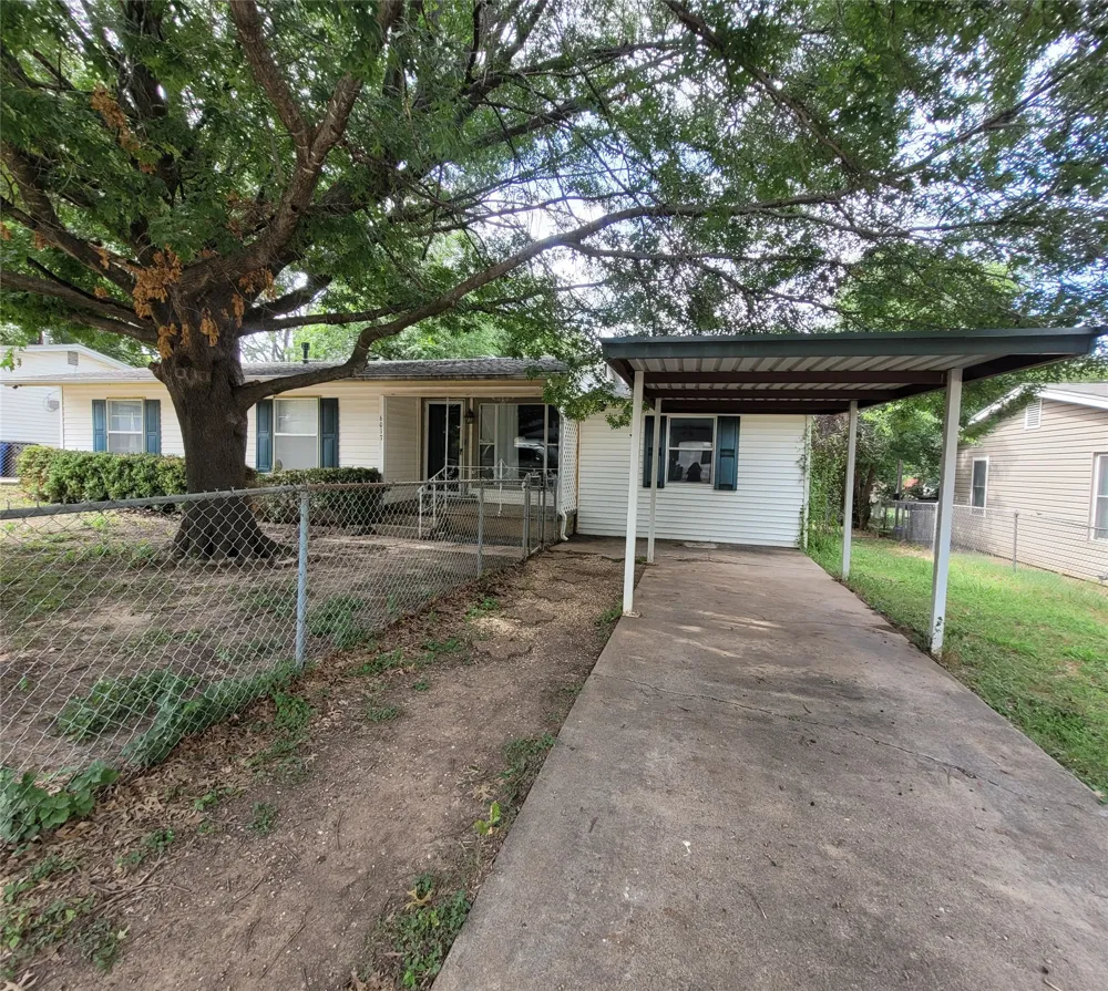 6017 Yeary Street Lake Worth, TX 76135