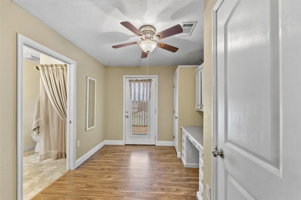 206 County Road 254 Ganado, TX 77962
