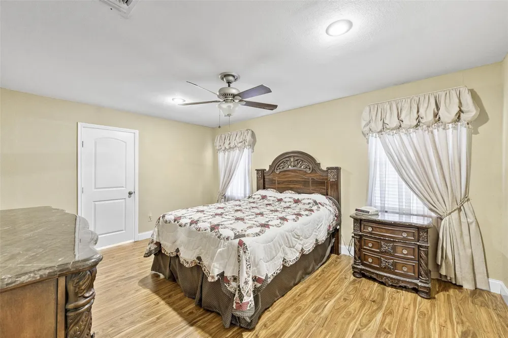 206 County Road 254 Ganado, TX 77962