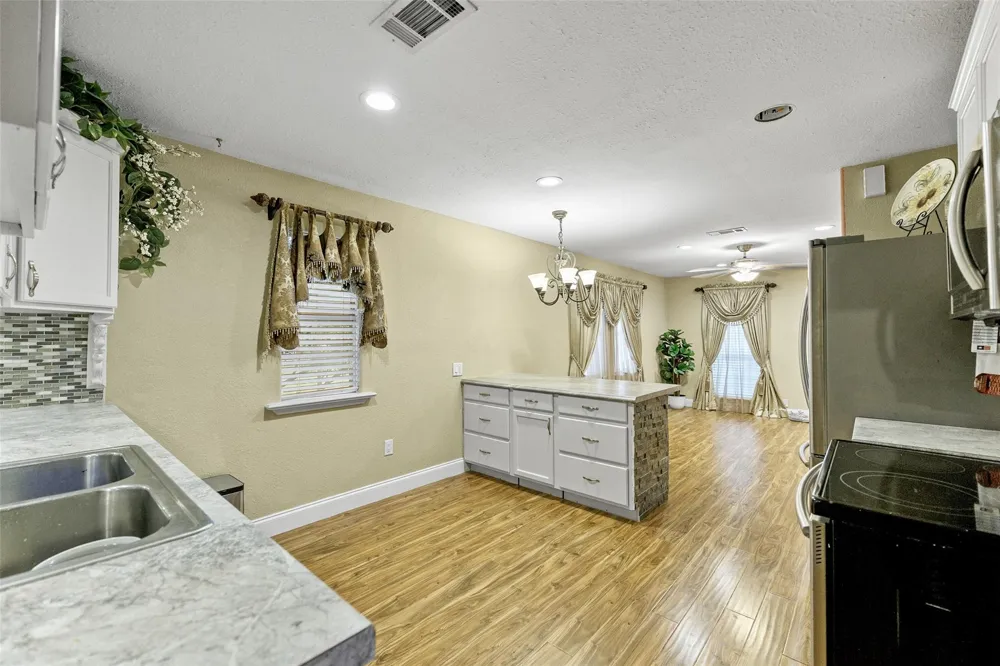 206 County Road 254 Ganado, TX 77962