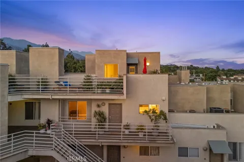 2905 Montrose Avenue #610