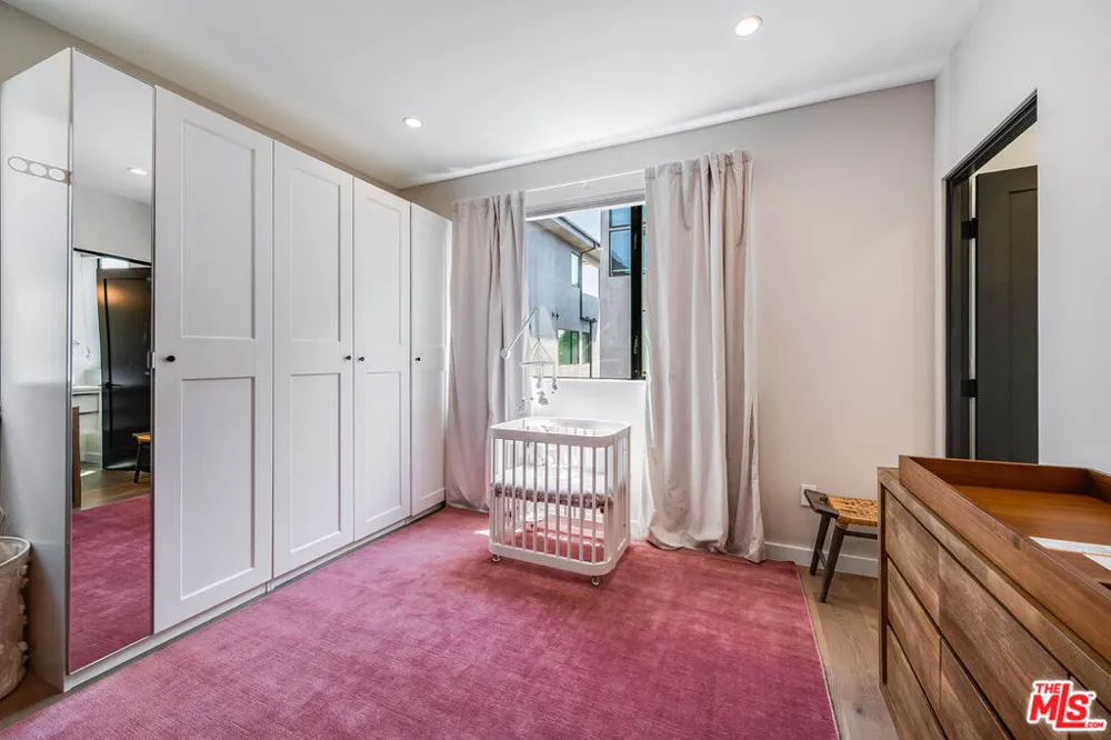 4425 Studio Place Studio City, CA 91602