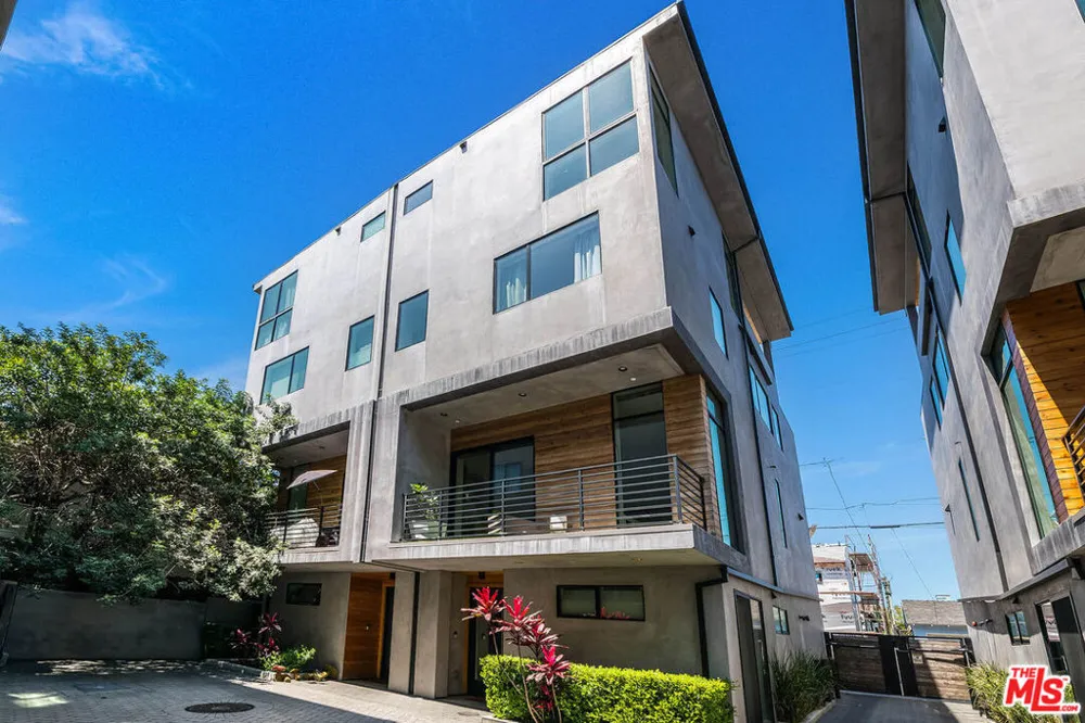 4425 Studio Place Studio City, CA 91602