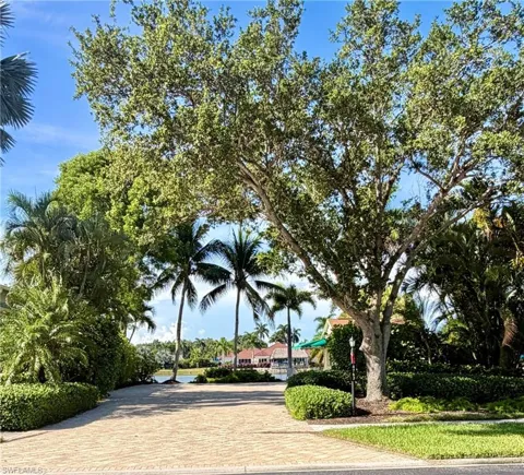 4763 Southern Breeze Drive