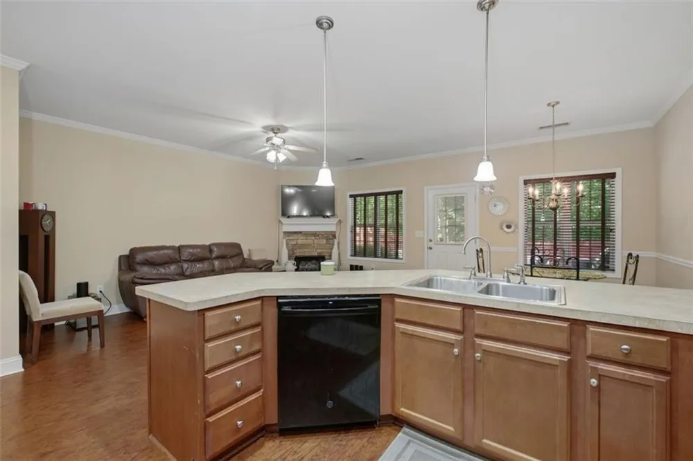 155 Linton Drive Acworth, GA 30102