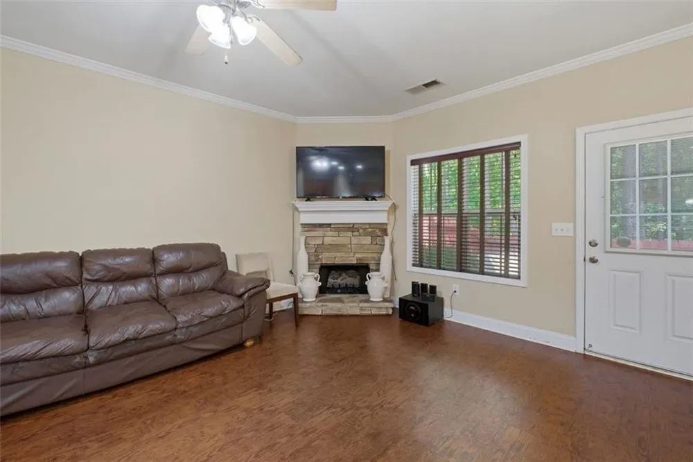 155 Linton Drive Acworth, GA 30102