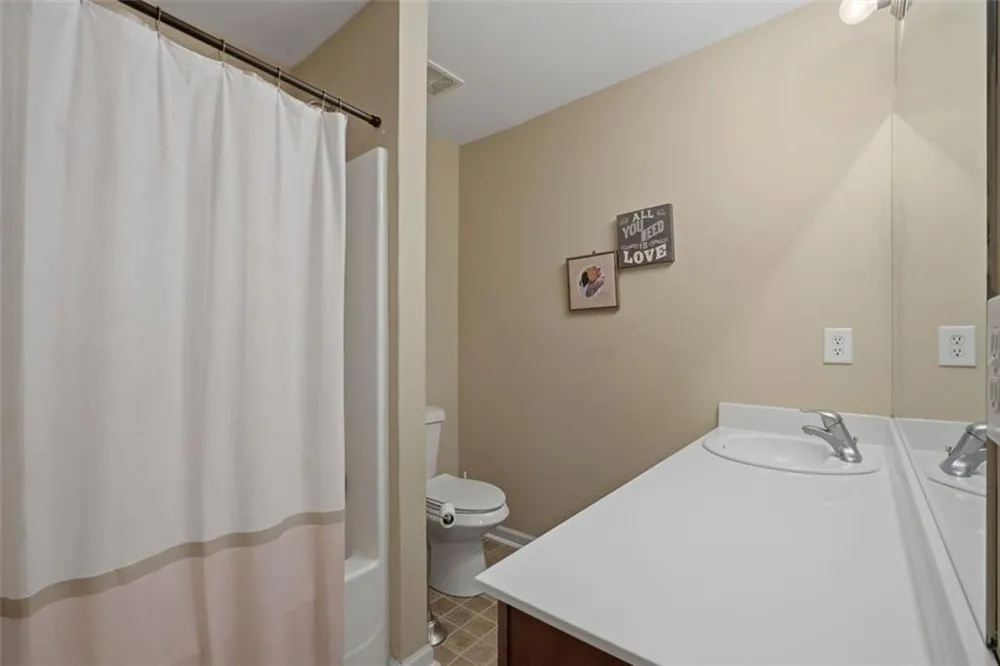 155 Linton Drive Acworth, GA 30102