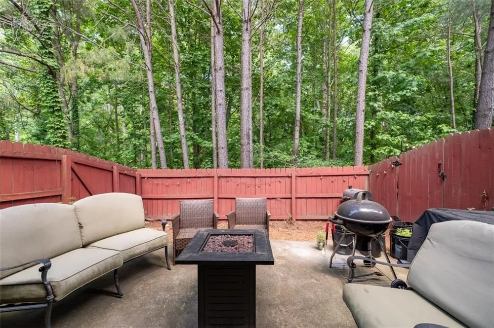 155 Linton Drive Acworth, GA 30102