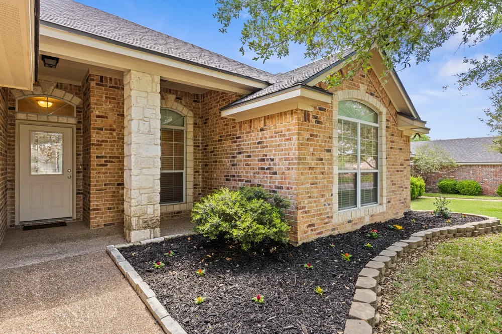 713 Ver-Lo Drive Lorena, TX 76655