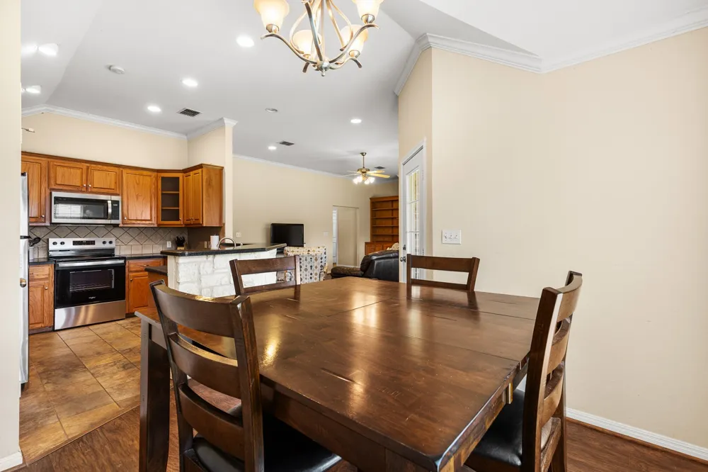 713 Ver-Lo Drive Lorena, TX 76655