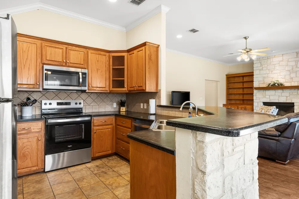 713 Ver-Lo Drive Lorena, TX 76655