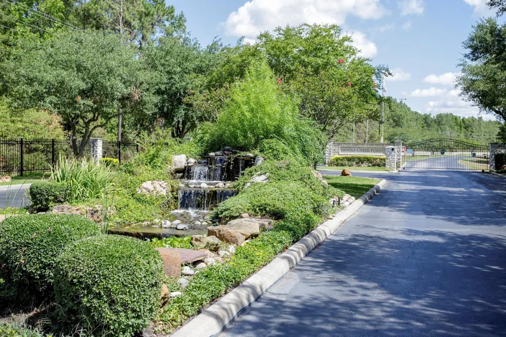29920 Bareback Lane Waller, TX 77484