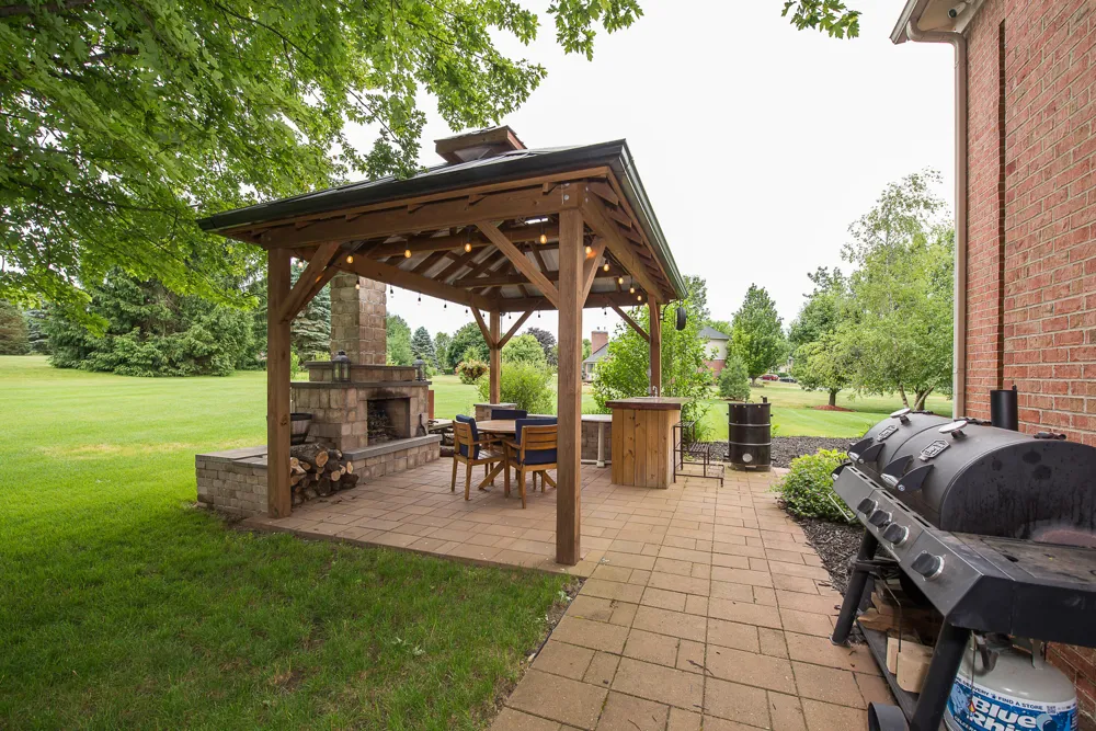 8757 Sydney Drive York Charter Township, MI 48176