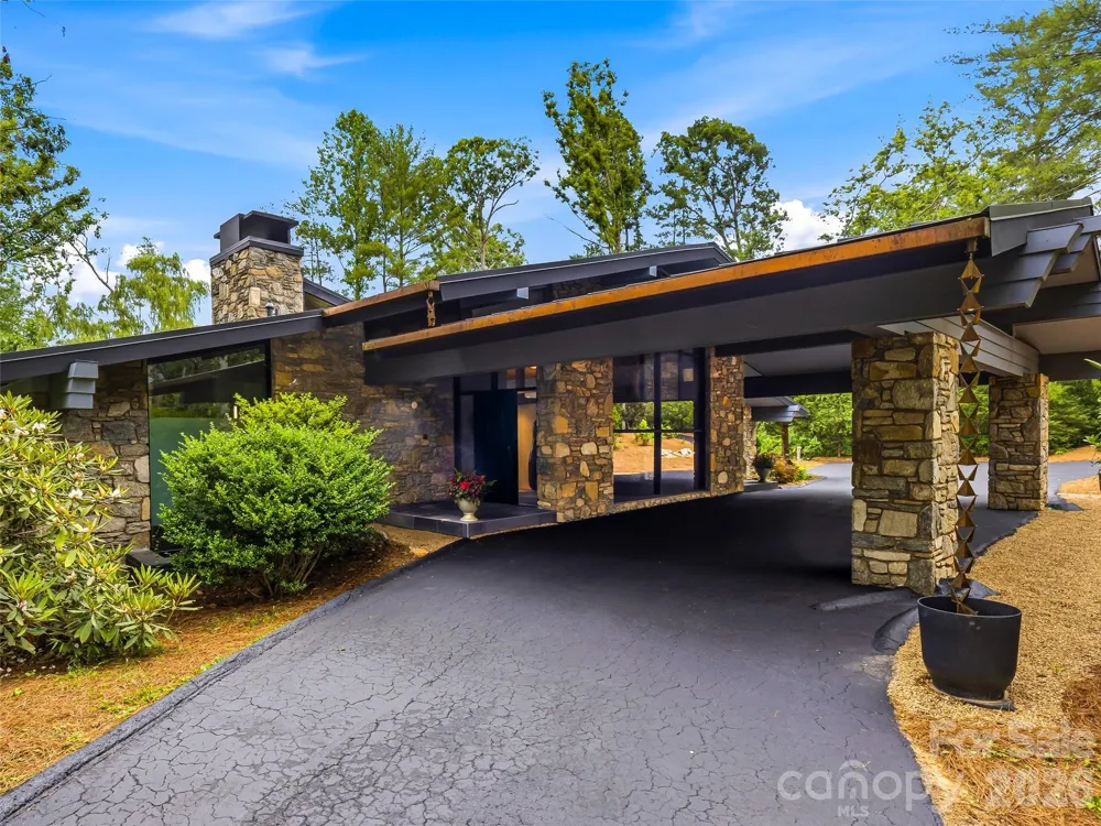 3 Holly Hill Road Biltmore Forest, NC 28803