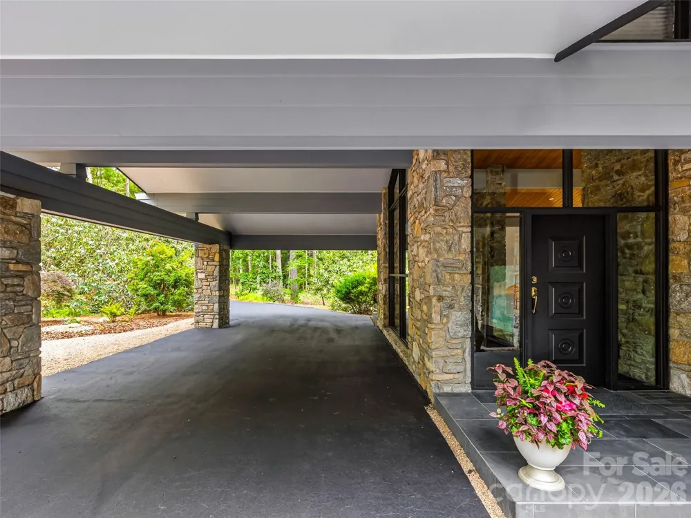 3 Holly Hill Road Biltmore Forest, NC 28803