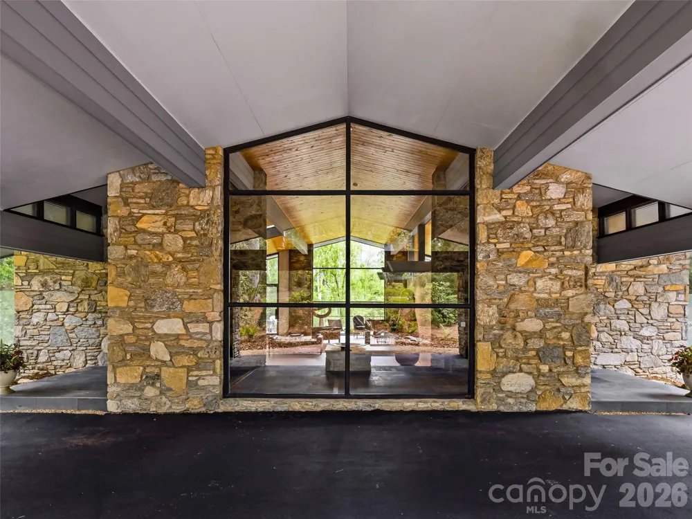 3 Holly Hill Road Biltmore Forest, NC 28803
